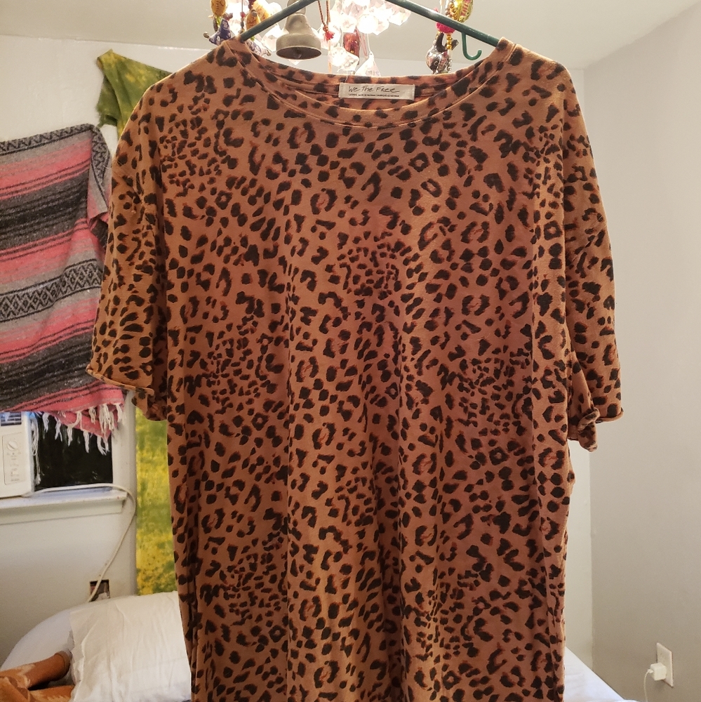 Free people leopard  print Tee